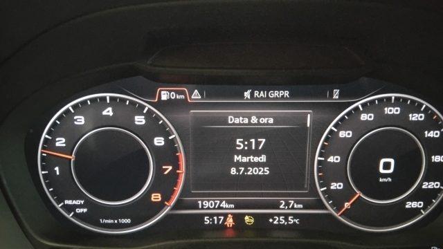 AUDI Q2 30 TFSI Business Advanced