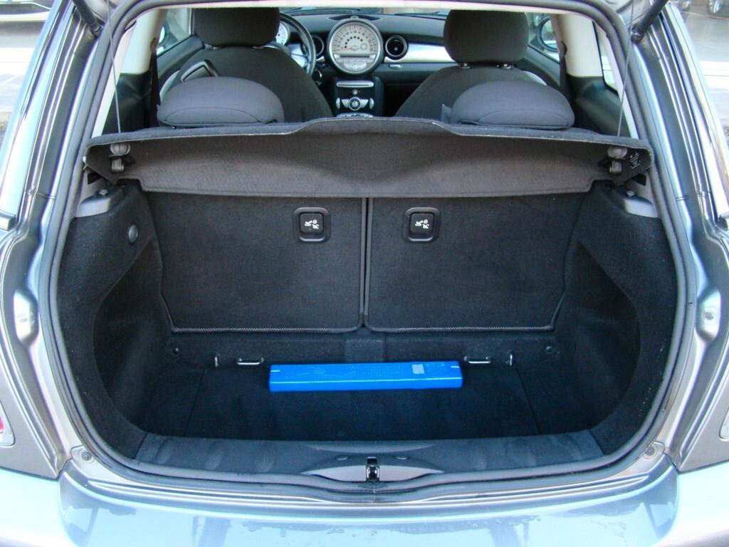 Mini 1.4 16V 75CV. One