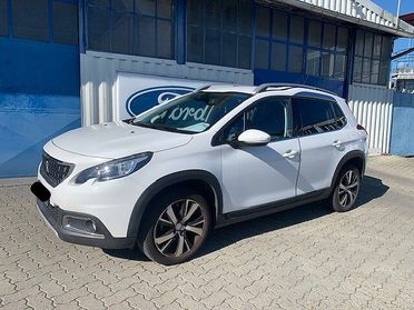 Peugeot 2008 BlueHDi 100 Allure