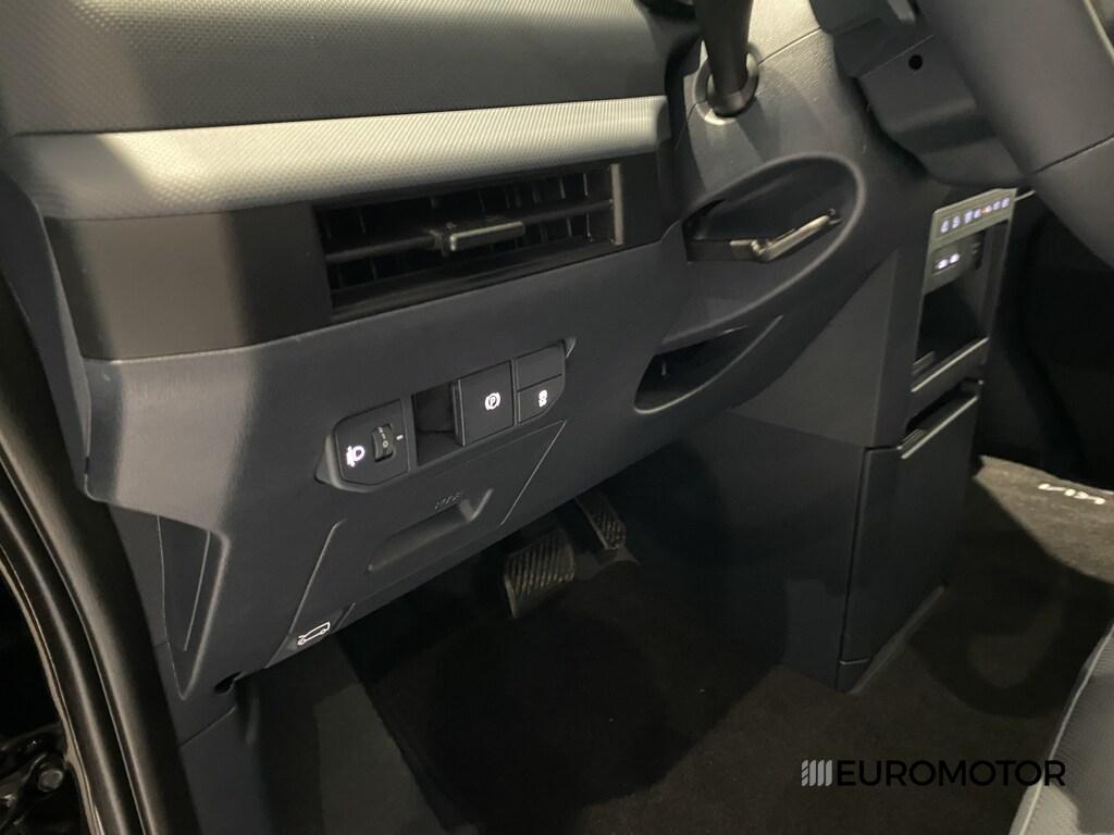 Kia PV5 Passenger 71,2kWh Earth