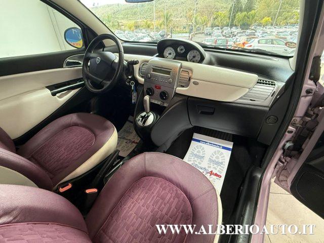 LANCIA Ypsilon 1.3 MJT 75 CV Versus