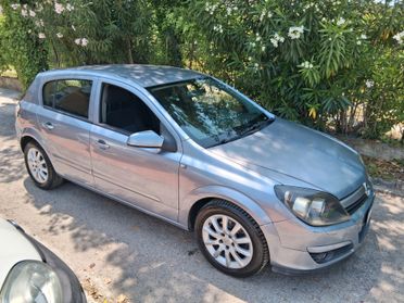 Opel Astra 1.7 CDTI 101CV 5 porte Cosmo