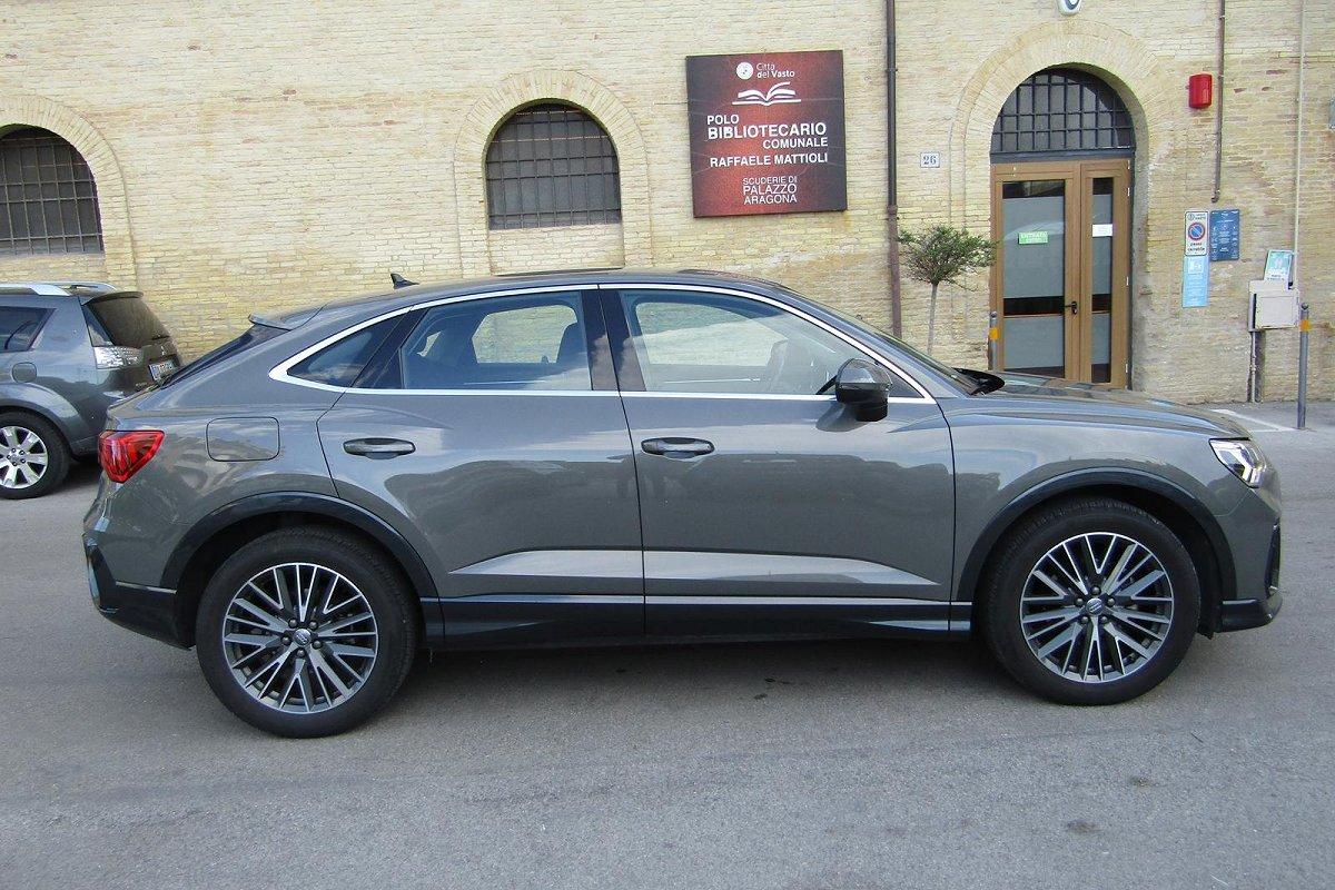 AUDI Q3 SPB 35 TFSI S tronic Business Plus