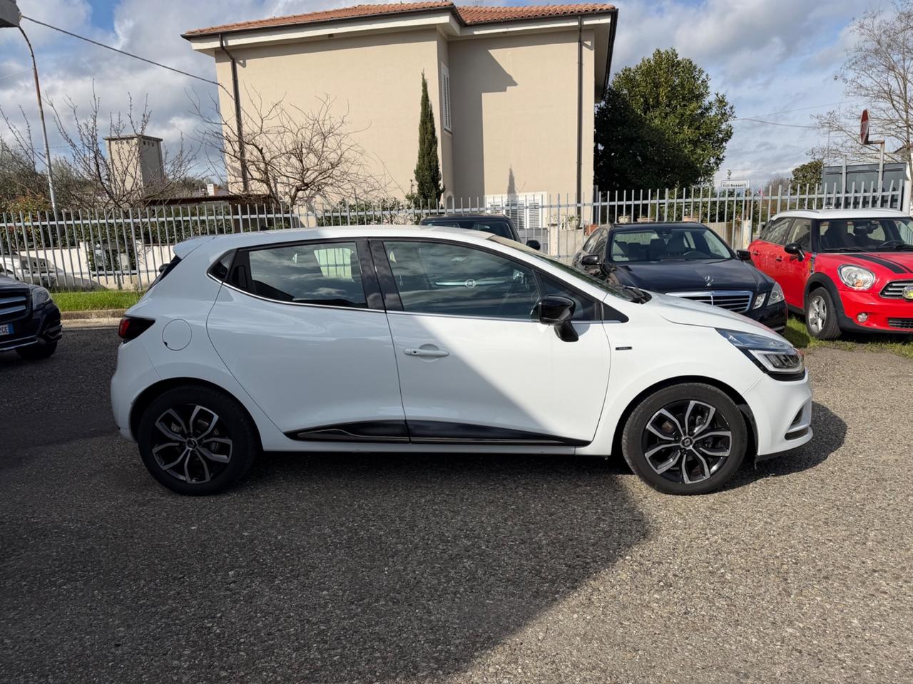 Renault Clio dCi 8V 75 CV Start&Stop 5 porte Energy Duel