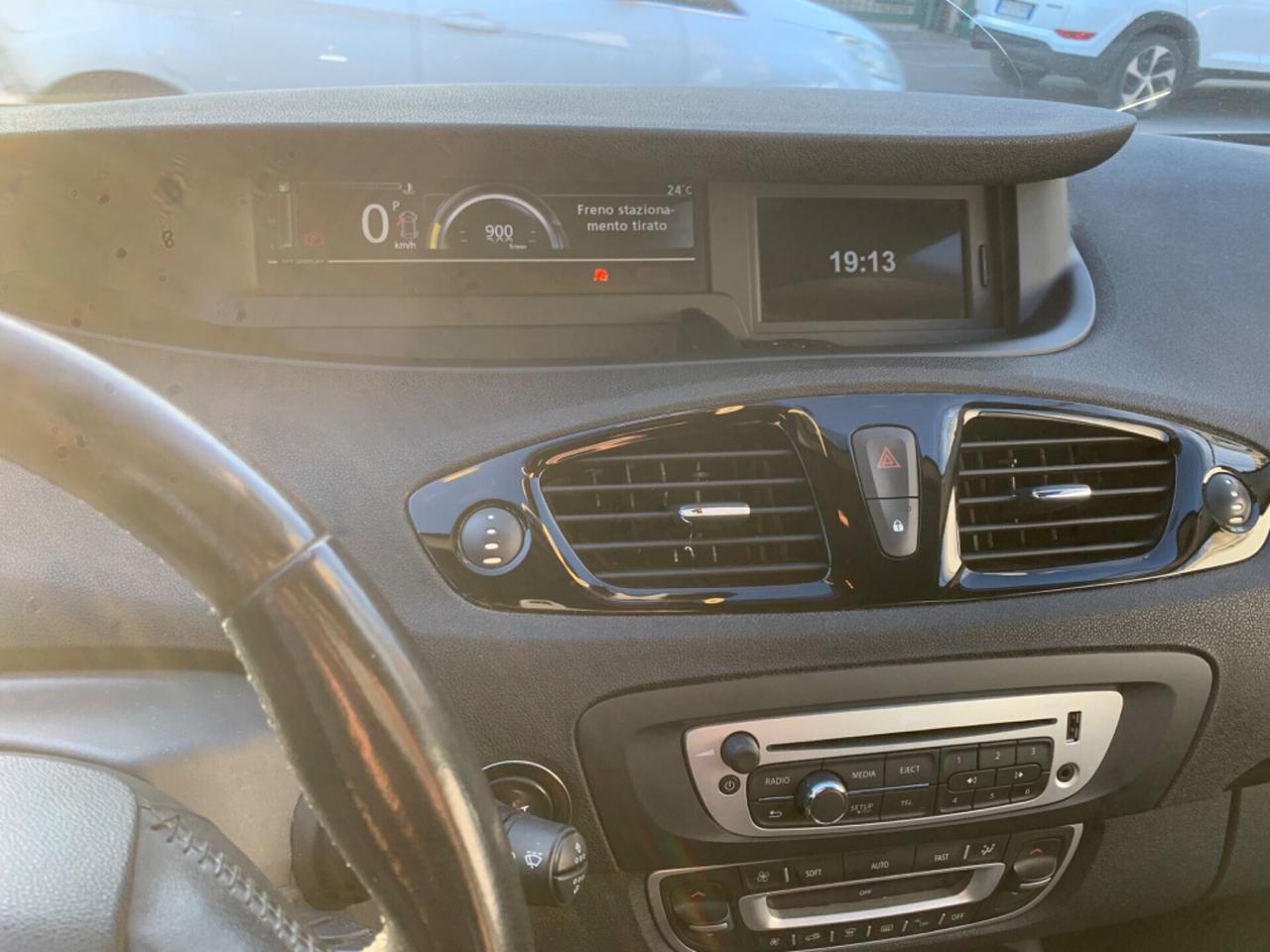 Renault scenic X-MODE
