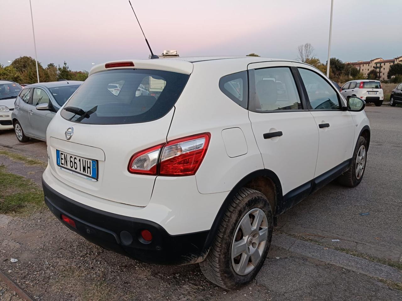 Nissan Qashqai 1.6 benzina