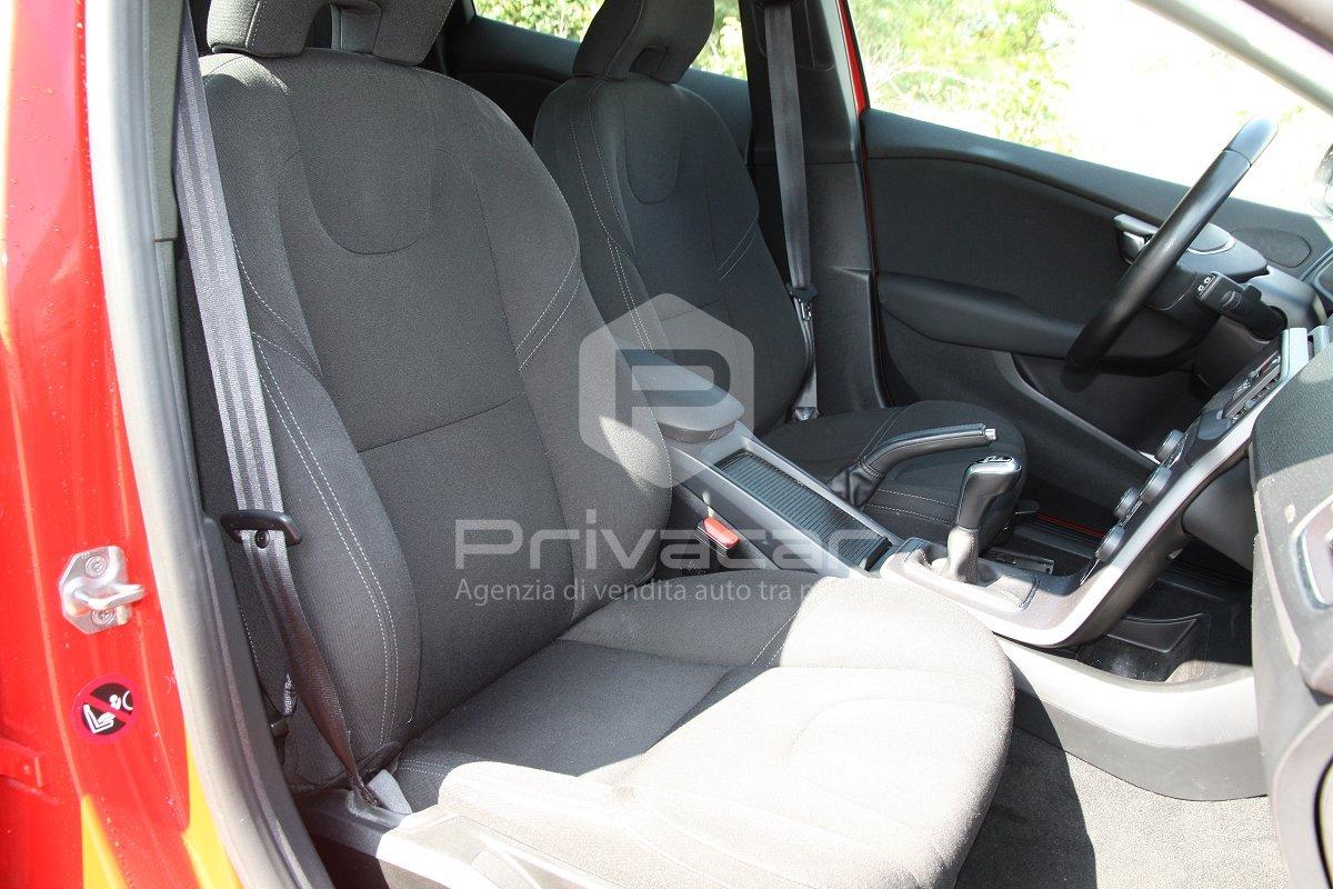 VOLVO V40 D2 Kinetic