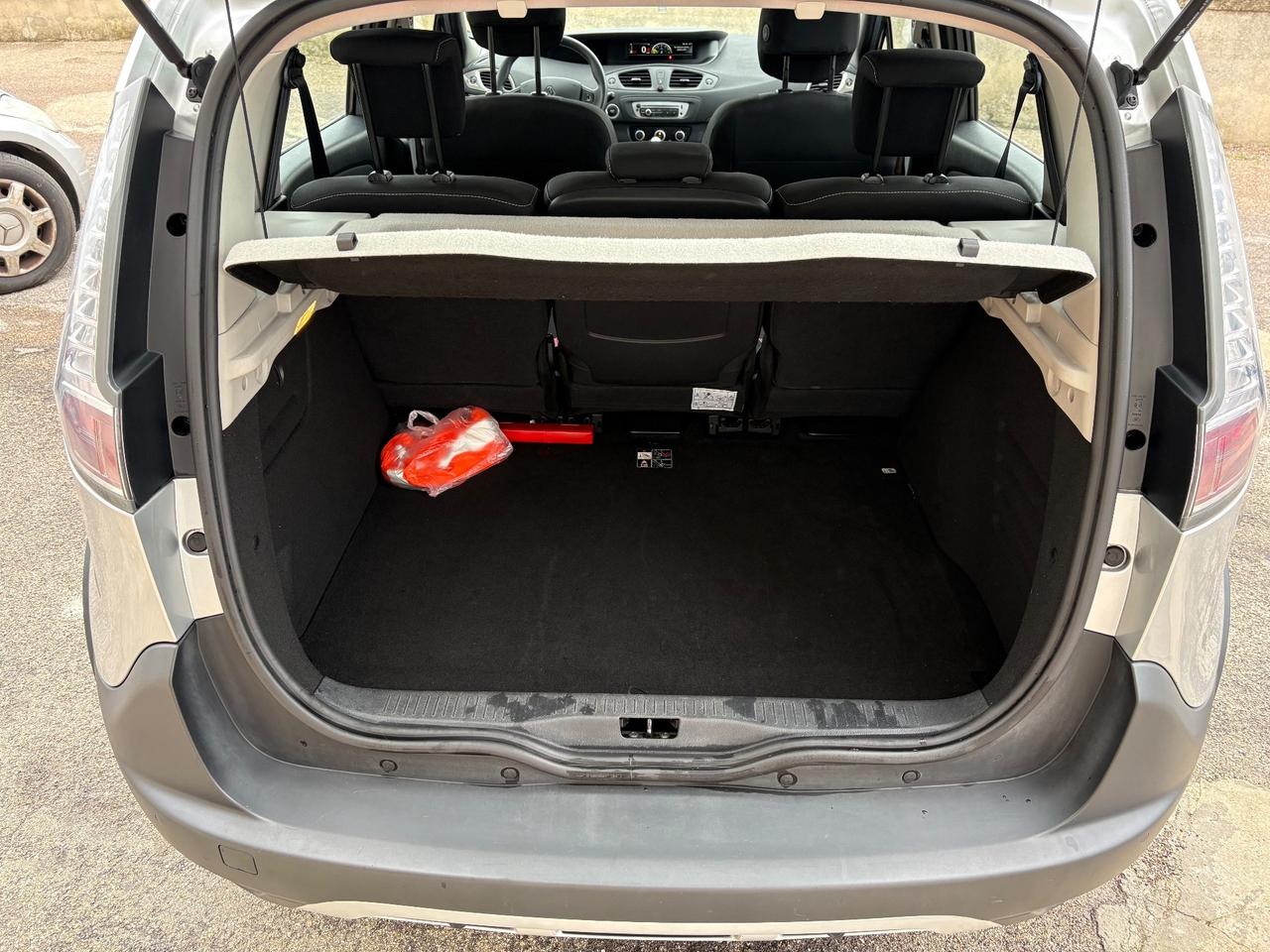 Renault Scenic Scénic XMod Cross 1.5 dCi 110CV Energy