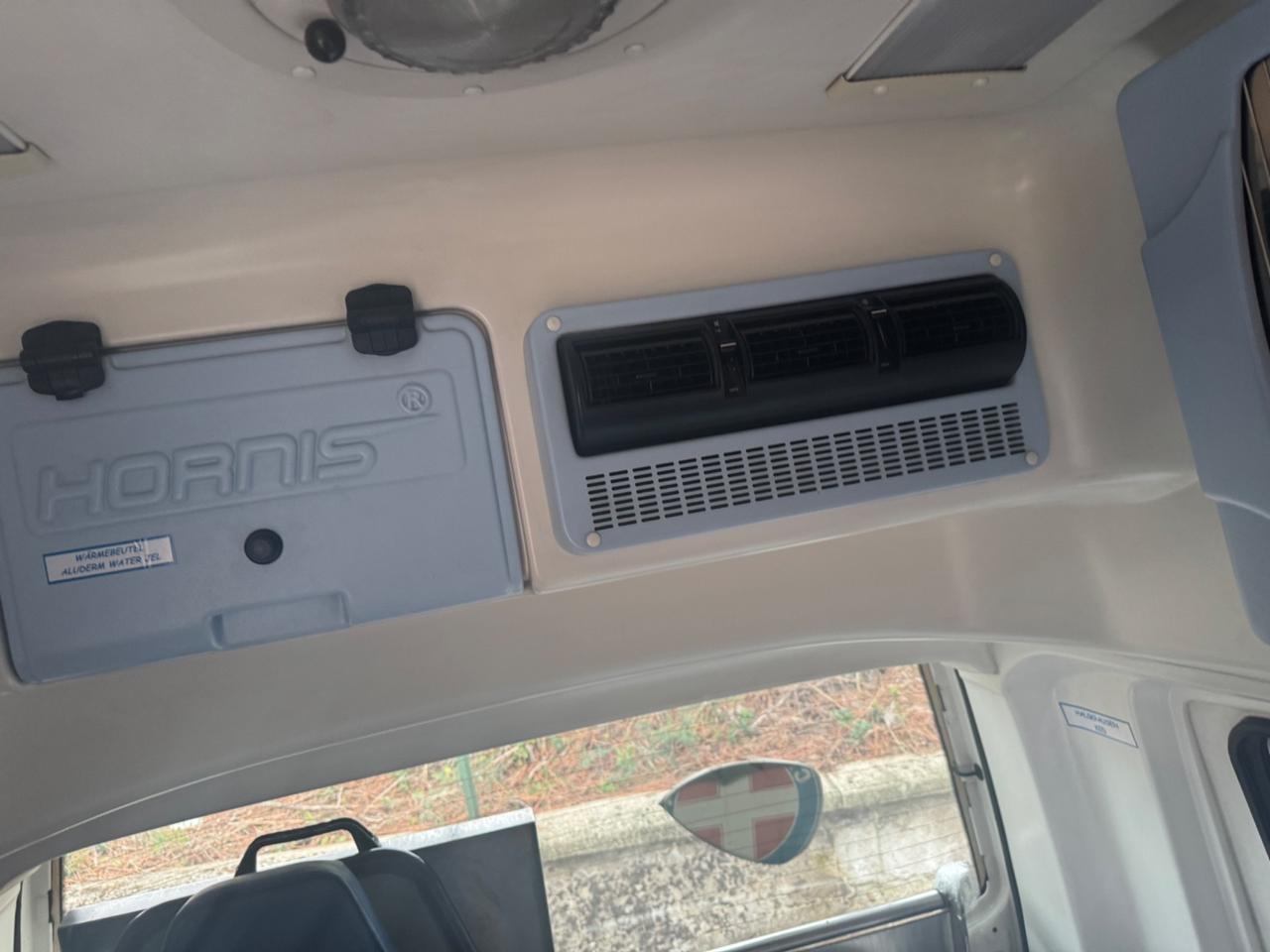 Volkswagen Transporter 2.5 TDI/174 PC-TM 4m. Furg.