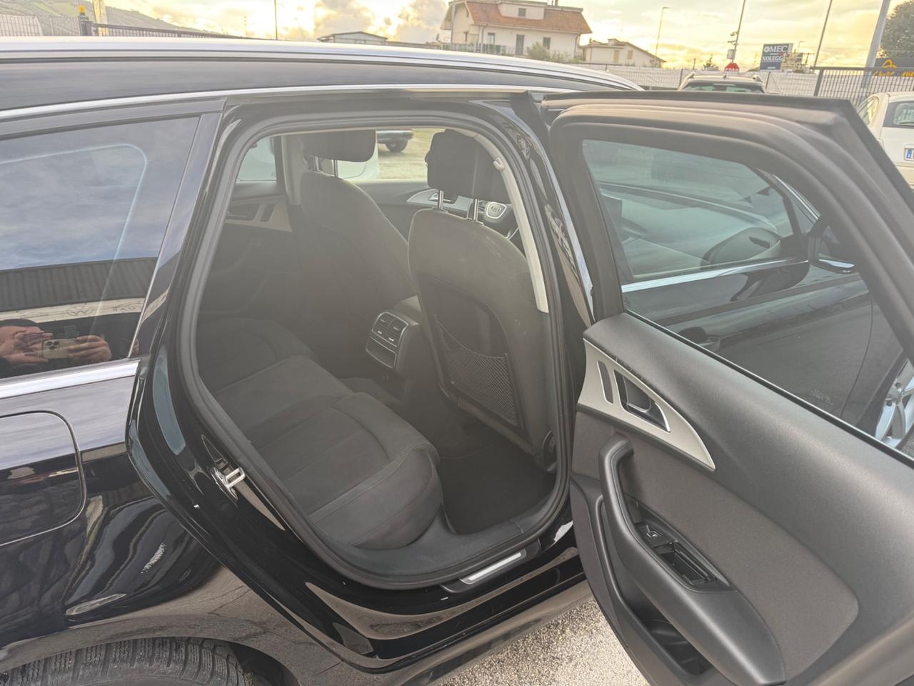 Audi A6 Avant 2.0 TDI ultra S tronic Business Plus