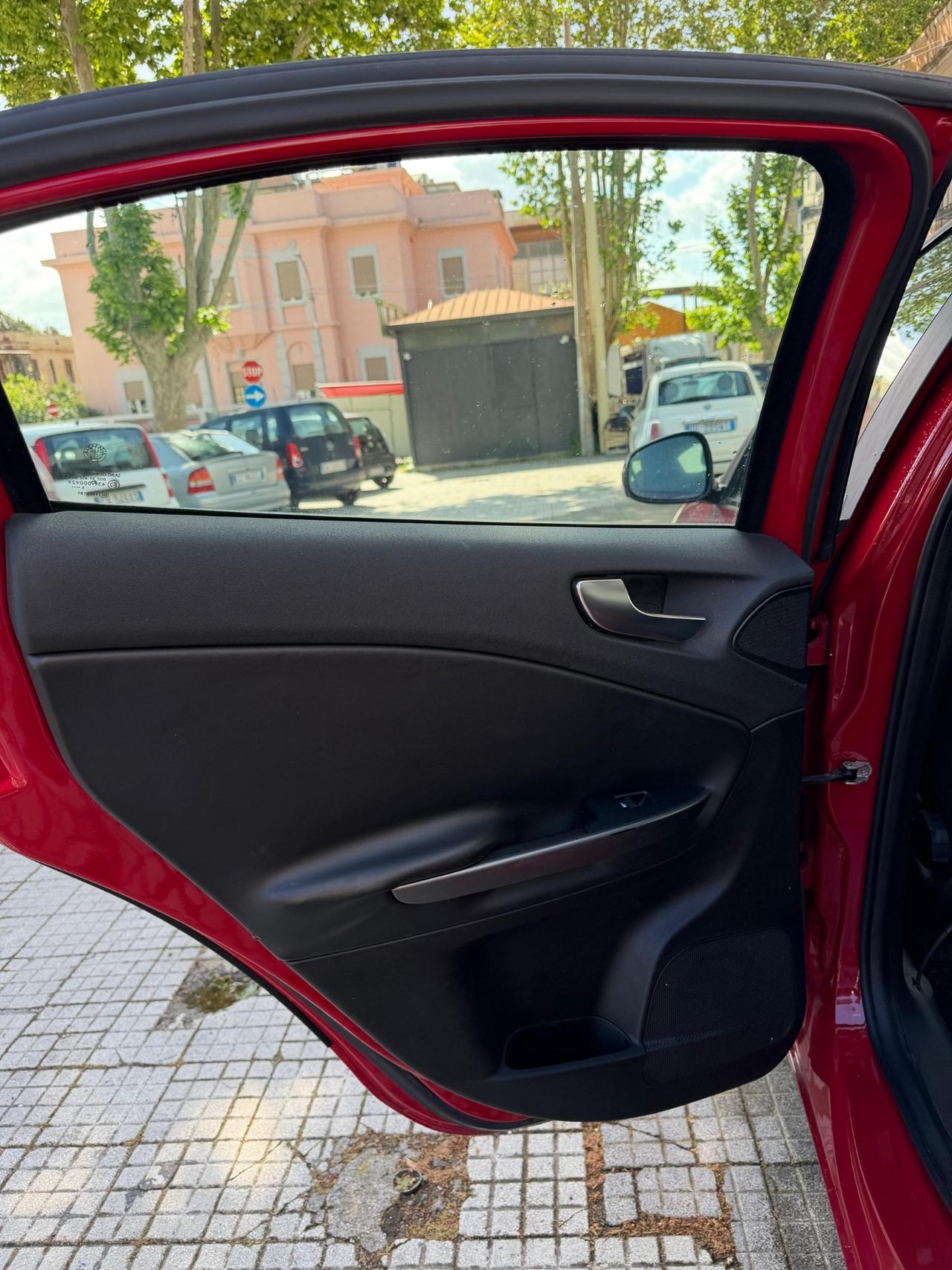 Alfa Romeo Giulietta 1.6 JTDm 120 CV exclusive diesel sport full