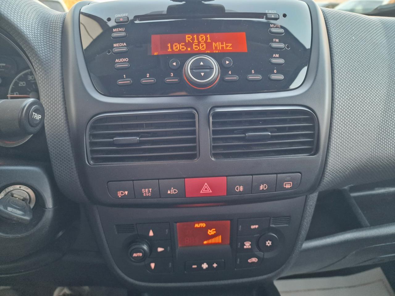 Fiat Doblò 1.6 MTJ 105CV 7POSTI