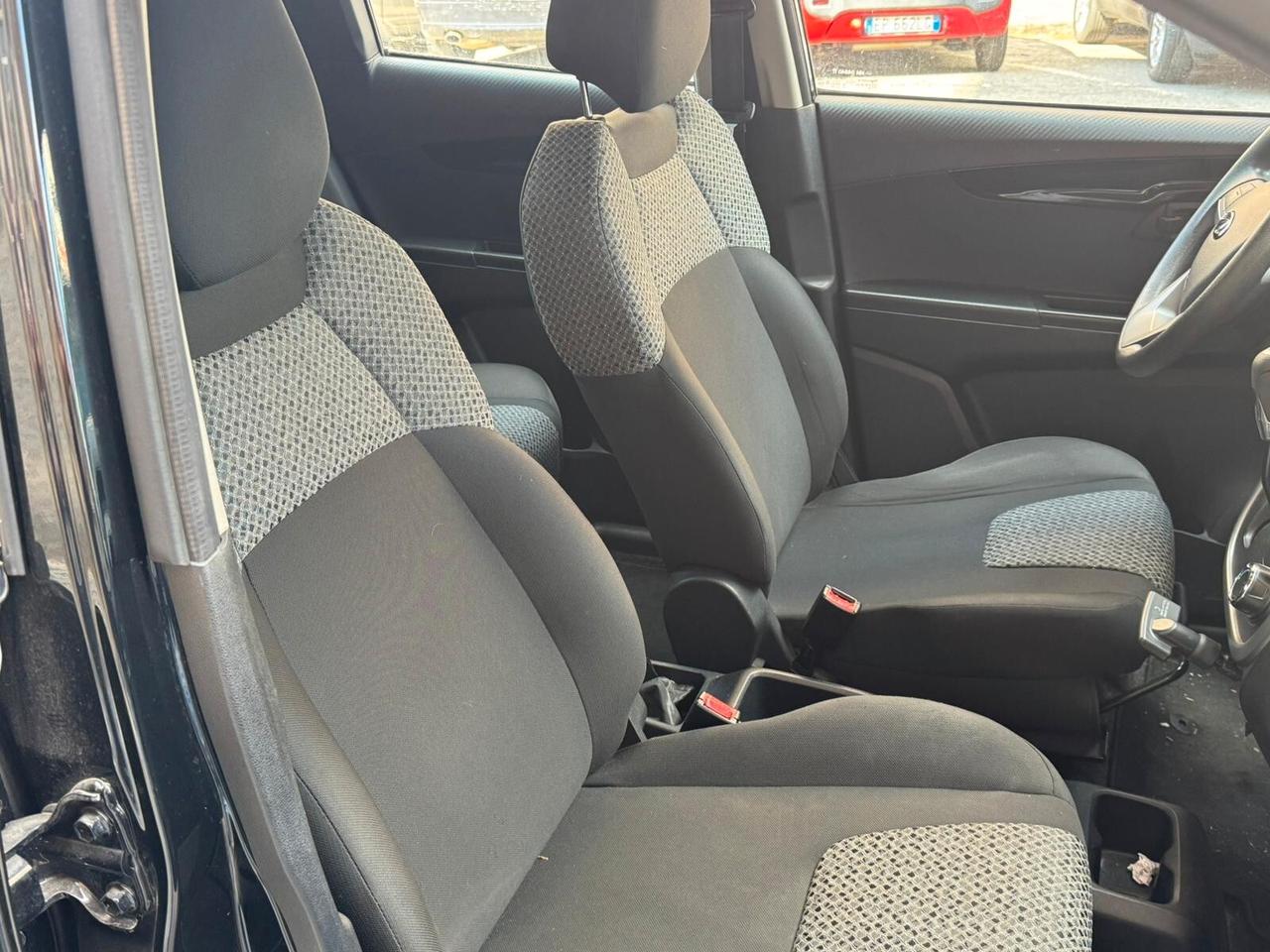 Mahindra KUV100 1.2 VVT M-Bifuel(GPL) K6+