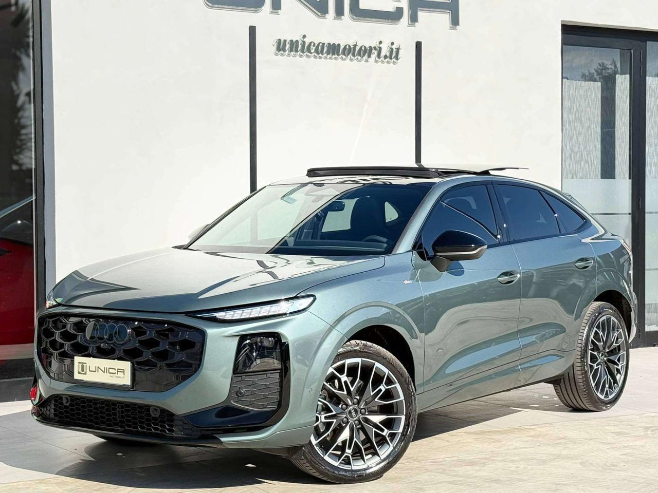 Audi Q3 Sportback 2.0 Tdi S Line 150cv S-Tronic IVA ESPOSTA