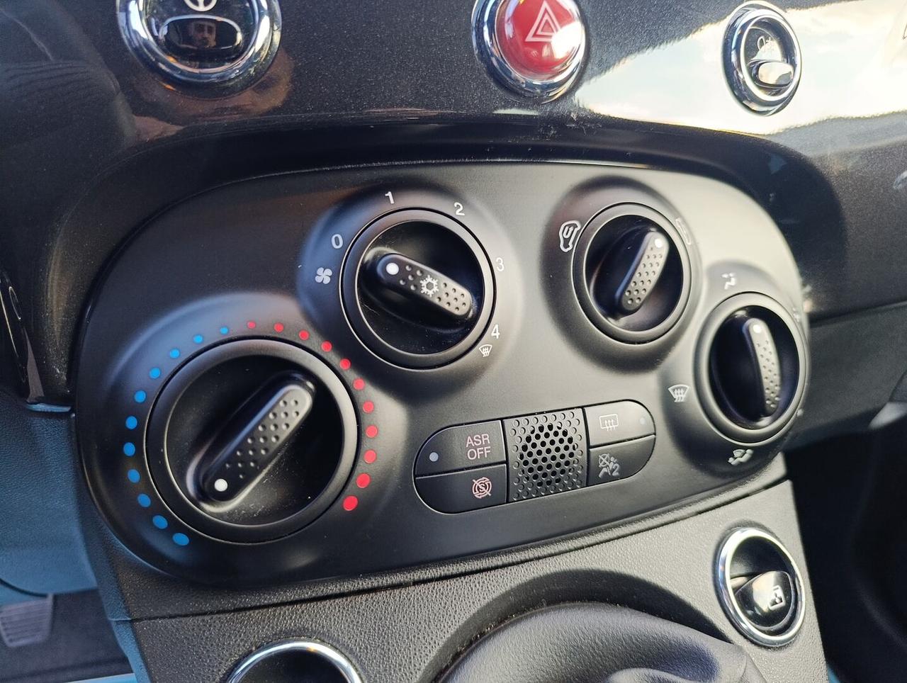 Fiat 500 1.0 hybrid 70cv Sensori di Parcheggio tetto Pan