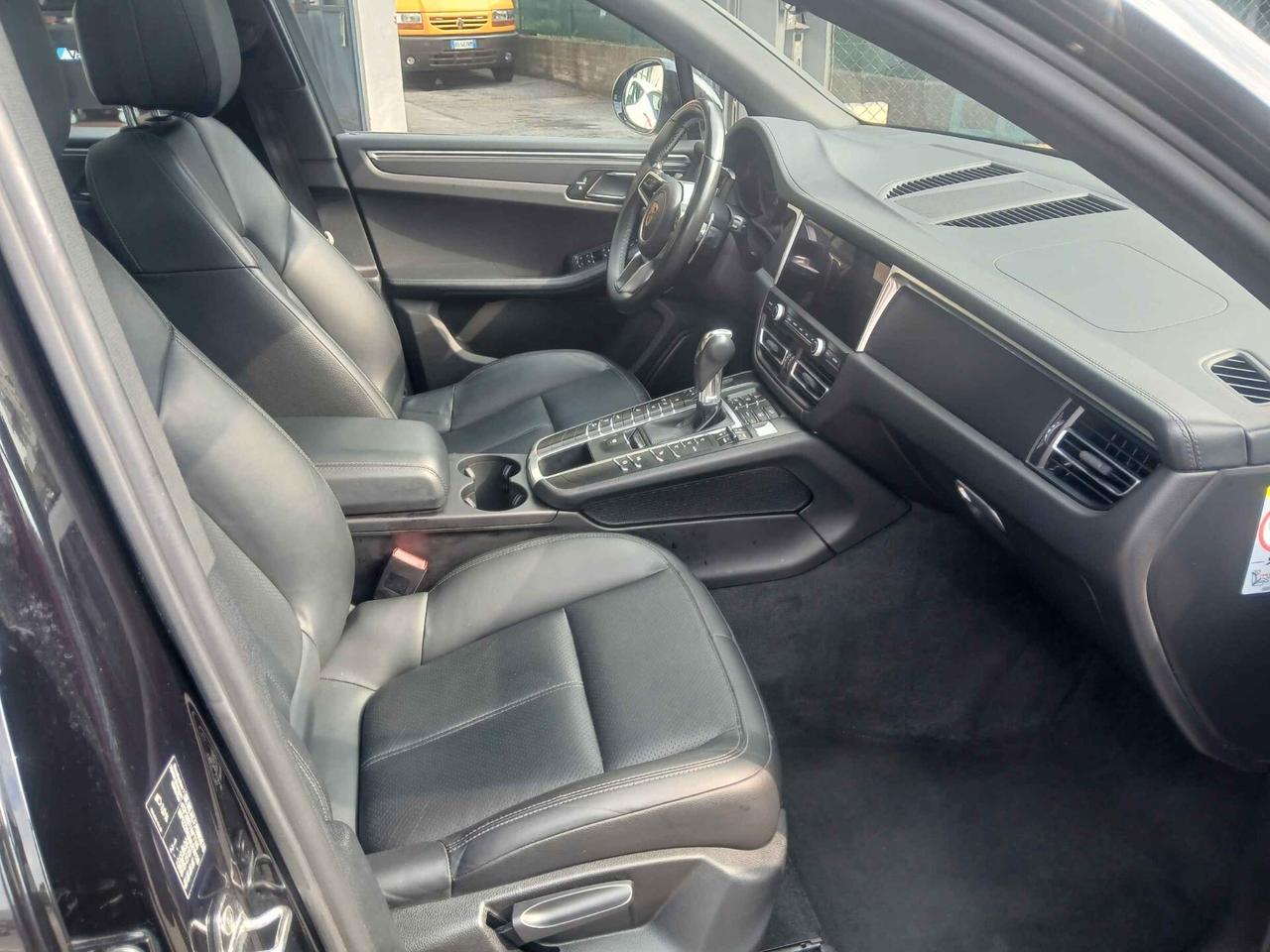Porsche Macan 2.0 245 CV ANN0 2021 TETTO PANORAMICO