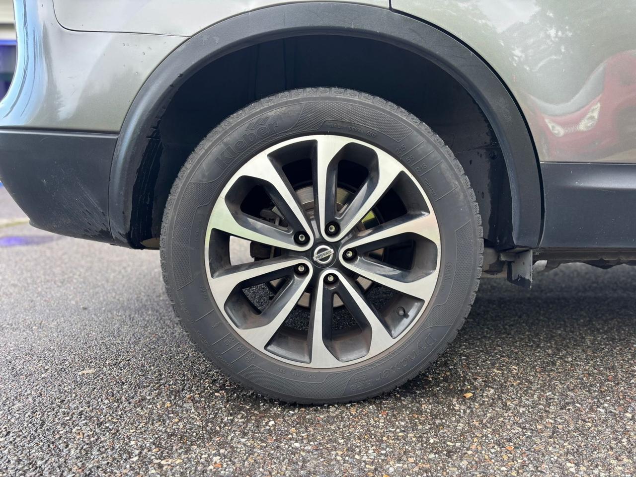 Nissan Qashqai Qashqai+2 2.0 dCi DPF Tekna 4x4 * 7 POSTI
