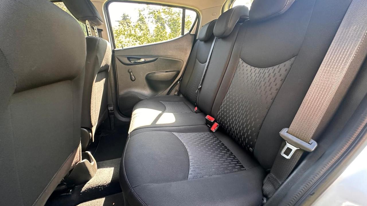 Opel Karl Rocks 1.0 73 CV 2018 GPL Neopatent LEGGI TESTO