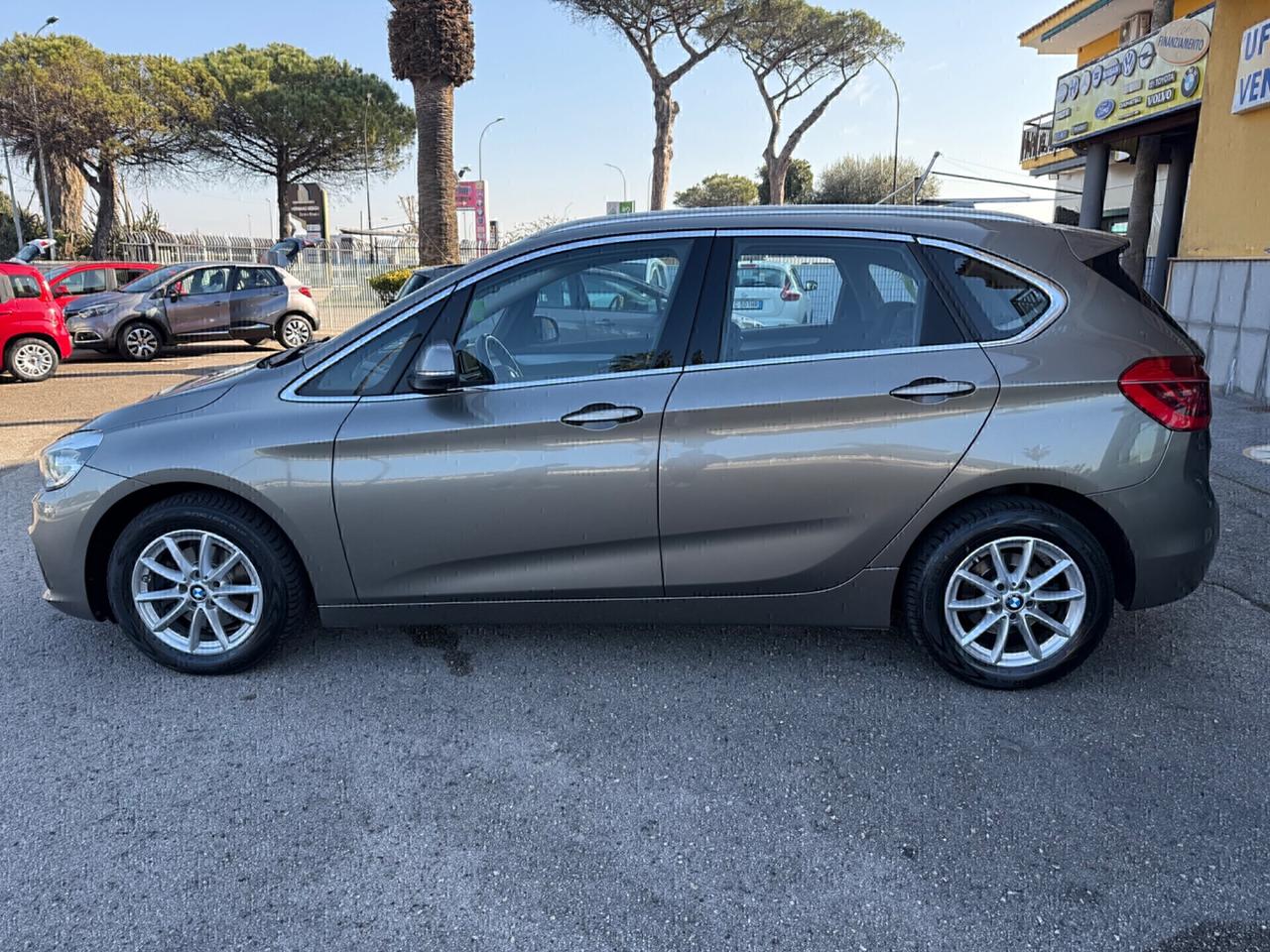 Bmw 2er Active Tourer 218d Active Tourer Luxury