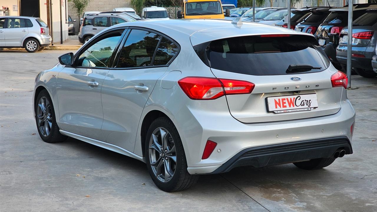 Ford Focus 1.5 diesel 120 CV 5p. ST-Line