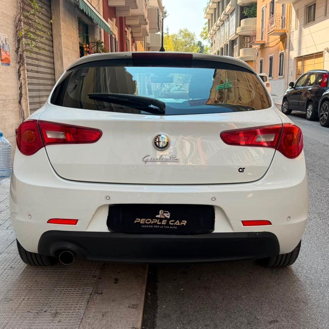 Alfa Romeo Giulietta 1.4 Turbo - 120 CV