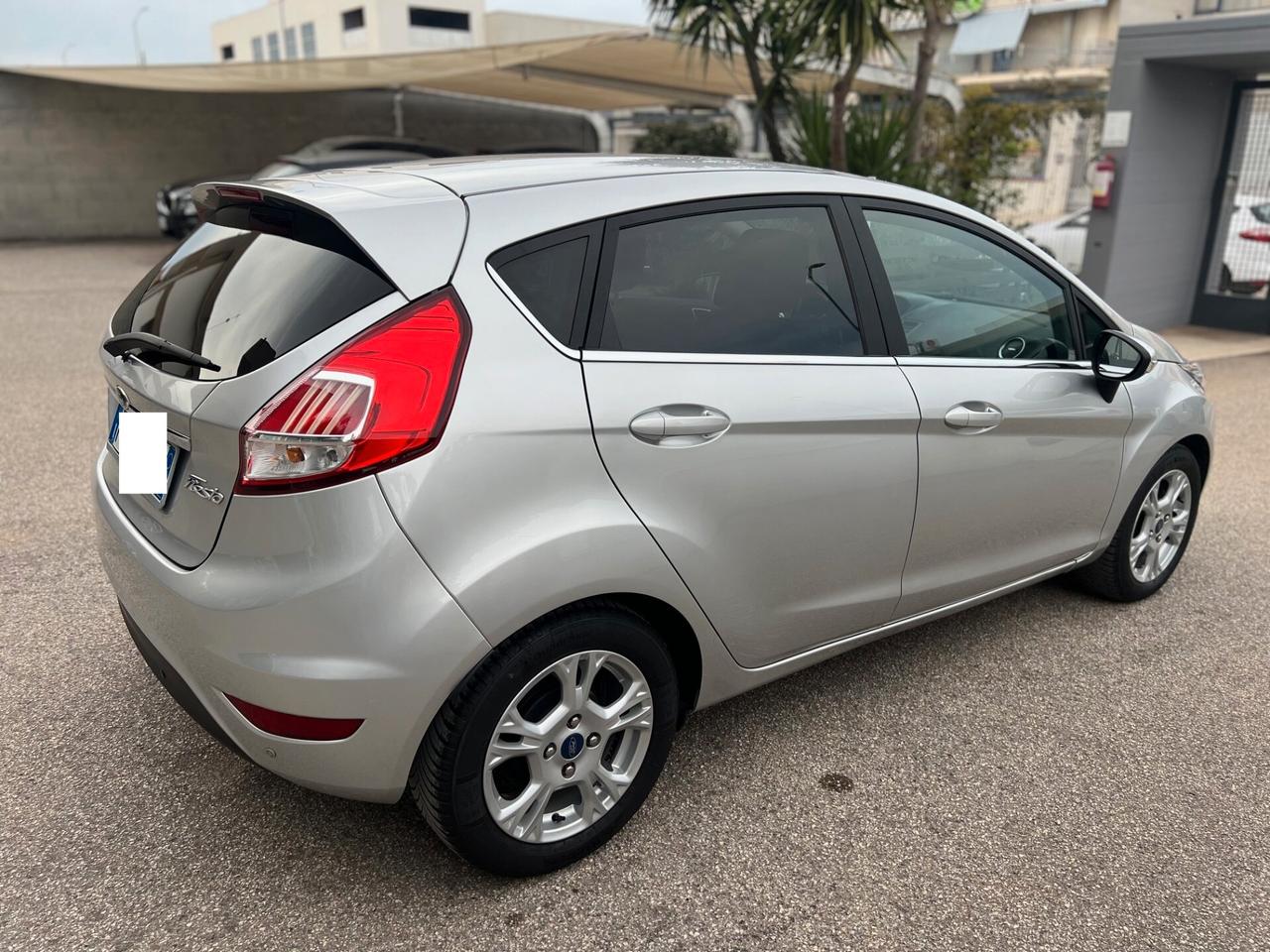 Ford Fiesta 1.5 5pt 1.5 tdci 75cv Titanium E6 NAVI/PDC/CLIMA PERF.