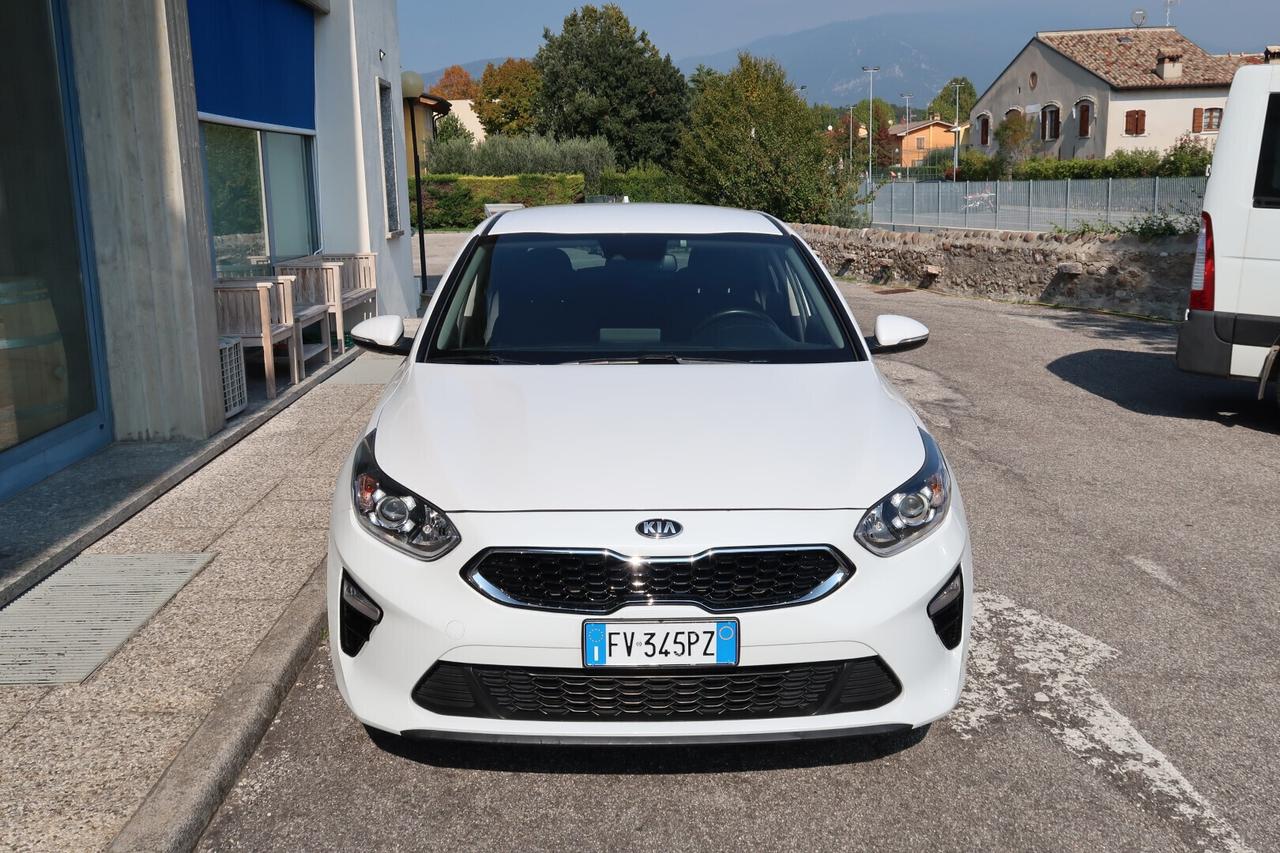 Kia Ceed 1.6 CRDi 115 CV DCT 5p. Business Class