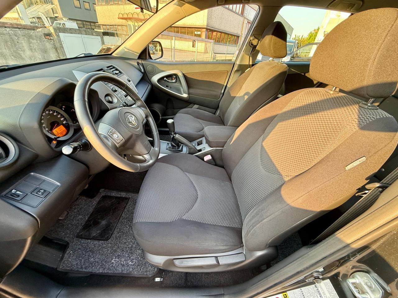 TOYOTA RAV 4 2.0 i BENZINA Luxury 112.000KM PERFETTA