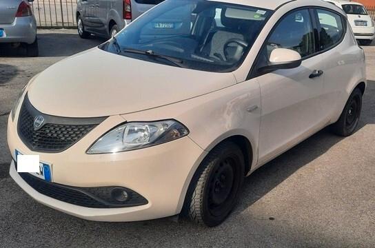 Lancia Ypsilon 1.2 69 CV 5 porte GPL Ecochic Gold