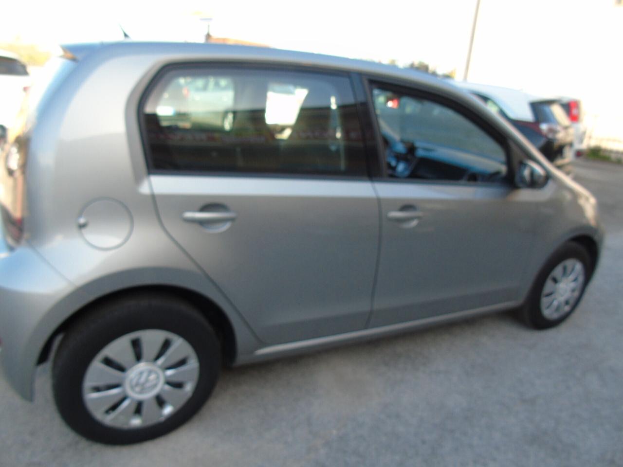 Volkswagen UP! 1.0 5p (SOLO 34000 Km) OK Neopatentati