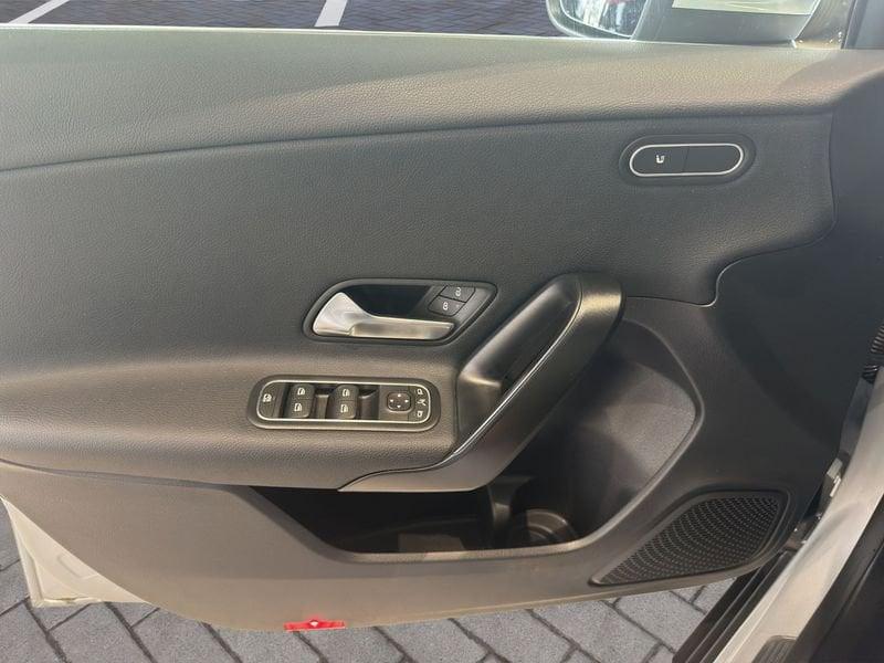 Mercedes-Benz Classe A A 180 d Automatic Advanced