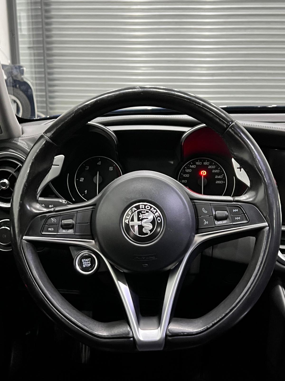 vendo alfa romeo giulia