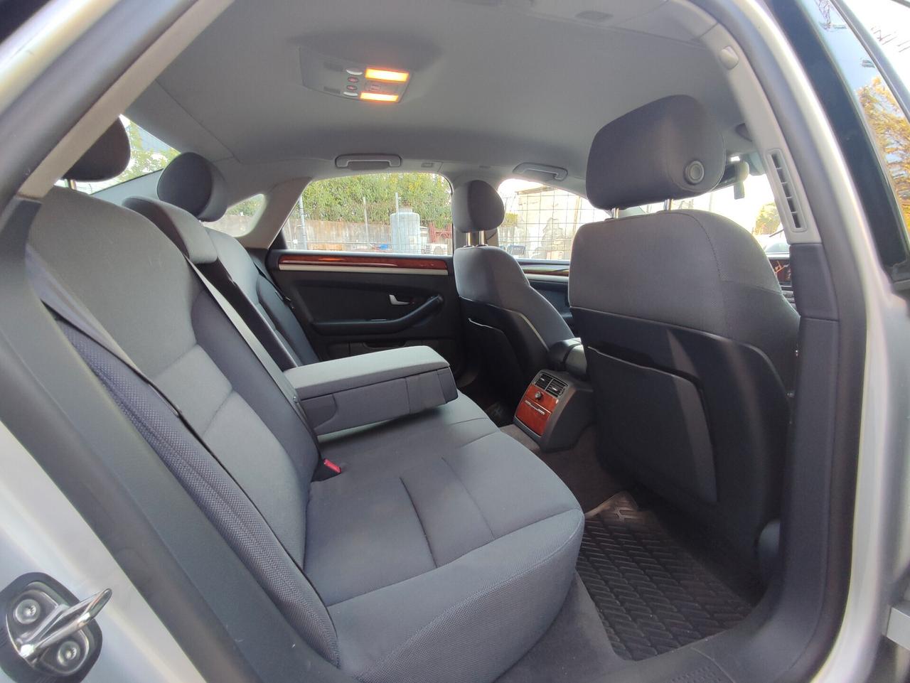 Audi A8 3.0 V6 TDI F.AP. quattro tiptronic