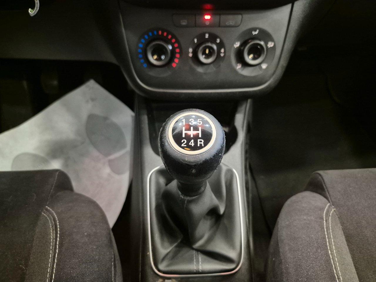 Fiat Punto 5p 1.3 mjt II 16v Lounge 75cv - PER COMMERCIANTI - NEOPATENTATI - UNIPROPRIETARIO - Bluetooth