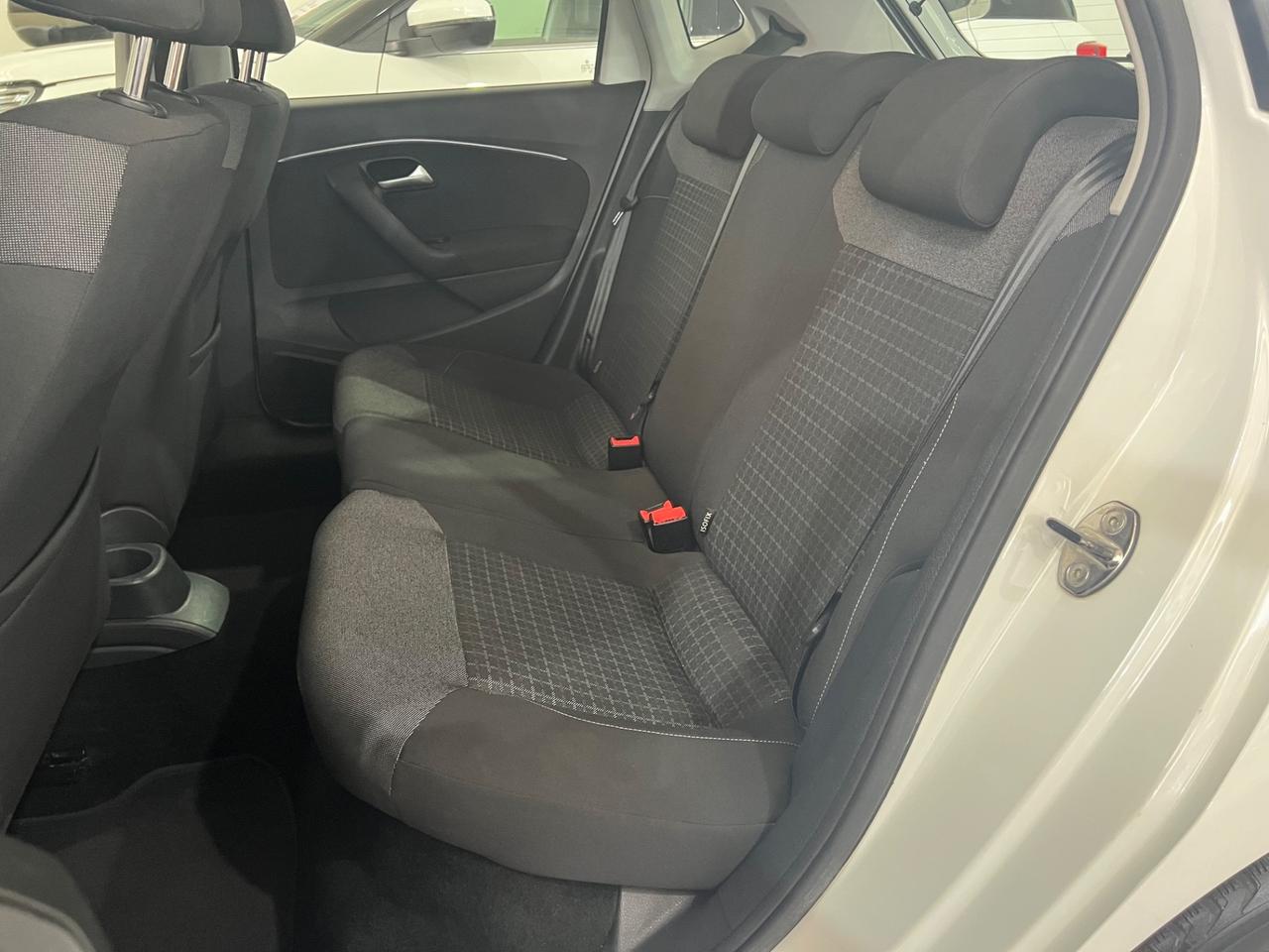 Volkswagen Polo 1.4 90 CV - Fresh BlueMotion - 2014