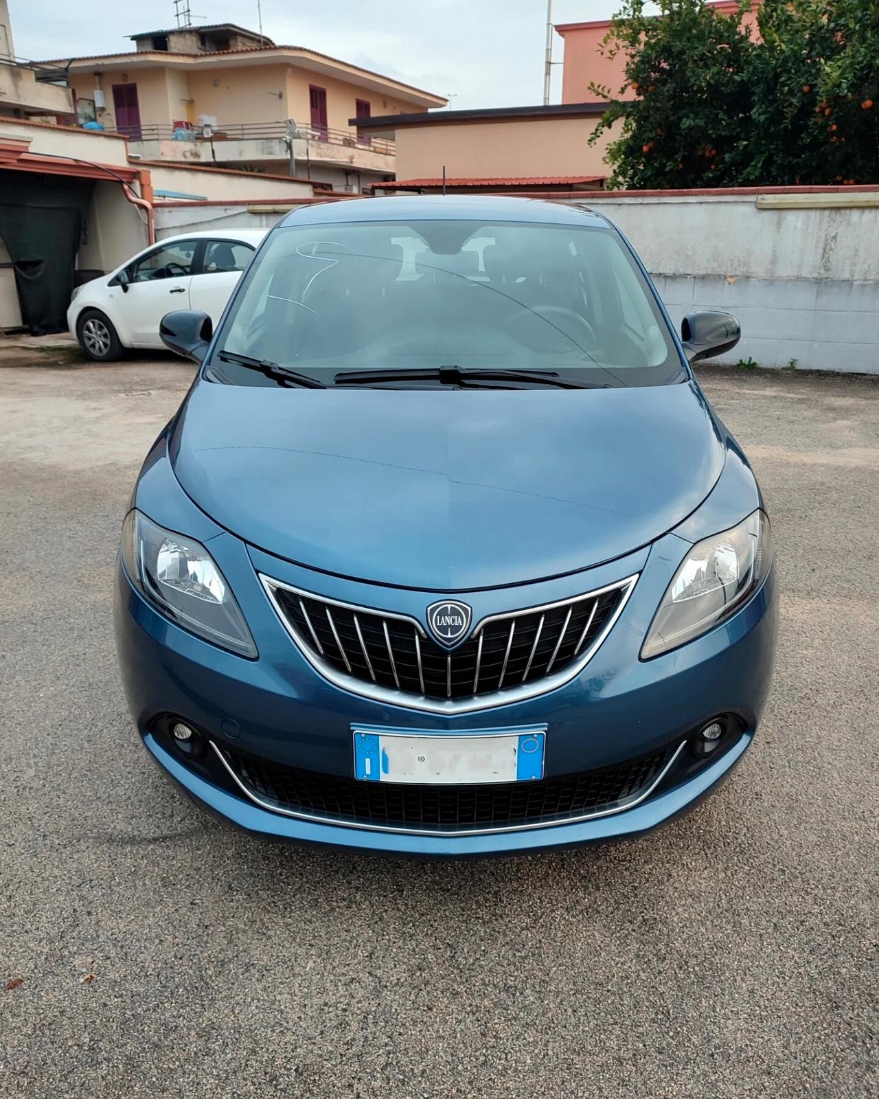 Lancia Ypsilon 1.0 FireFly 5 porte S&S Hybrid Ecochic UnYca