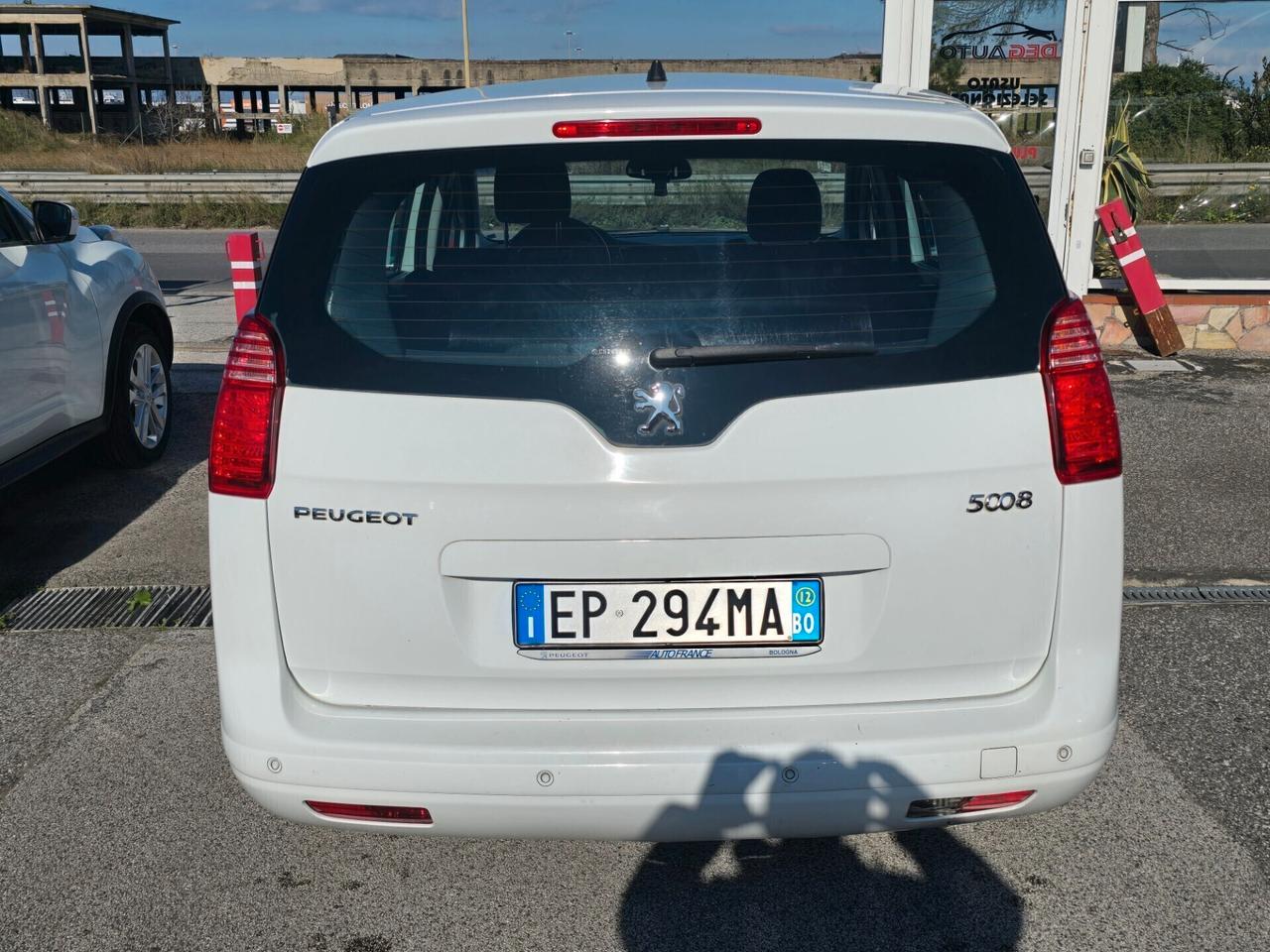 Peugeot 5008 1.6 HDi 112CV Business