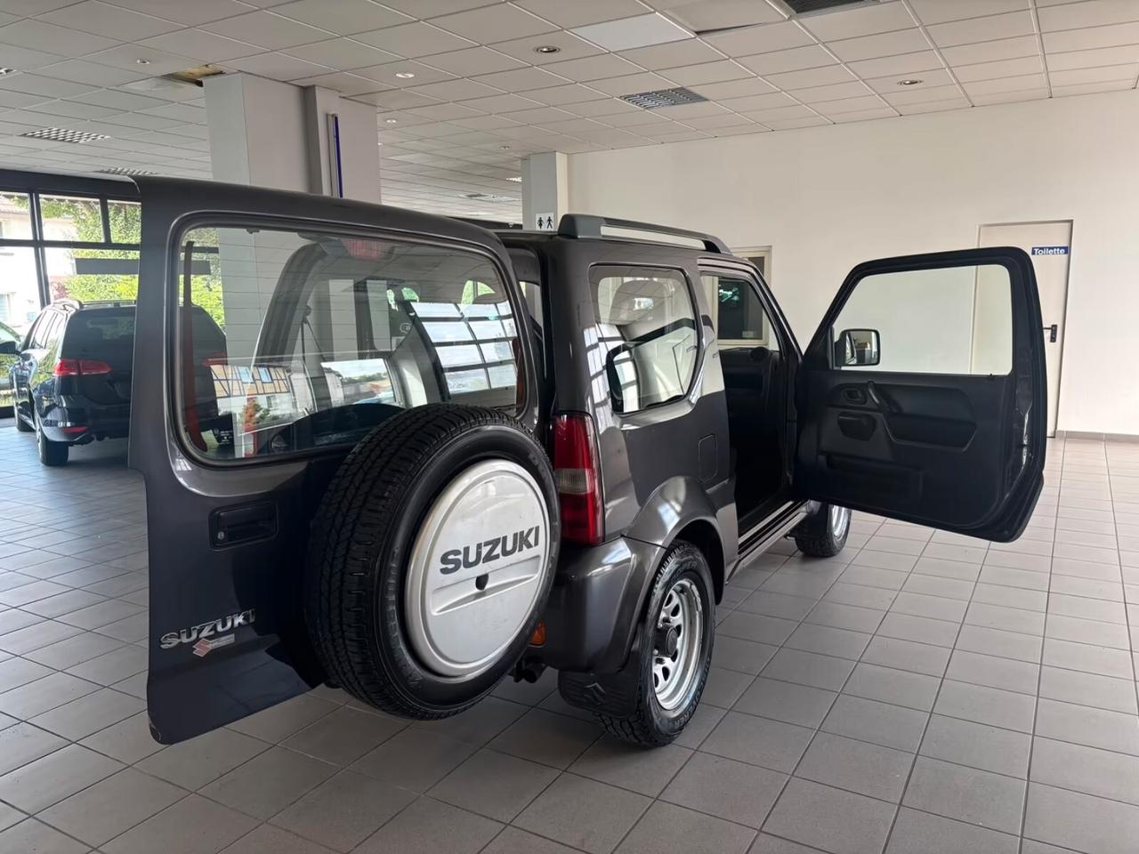 Suzuki Jimny Ranger Limited. Aria condizionata