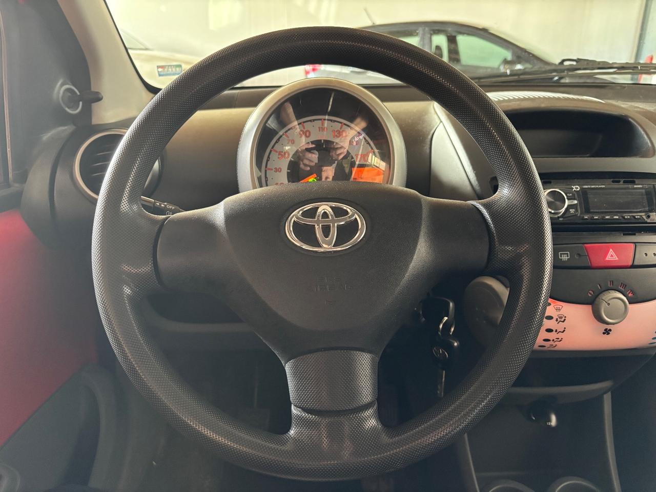 Toyota Aygo 1.0 BENZINA VVT-i OK NEOPATENTATI