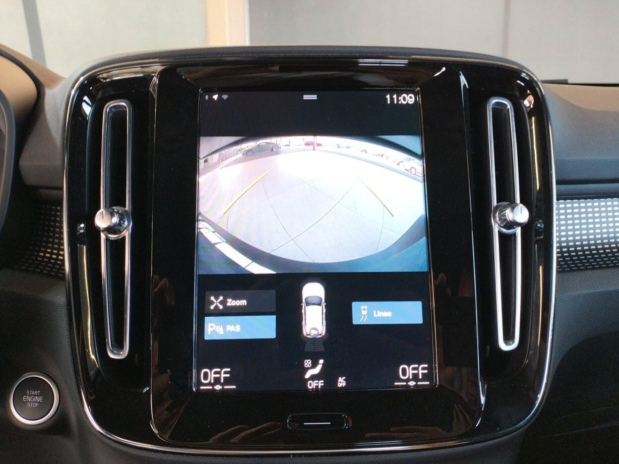 Volvo XC40 1.5 t4 Plug-in Hybrid automatico Ultimate Dark