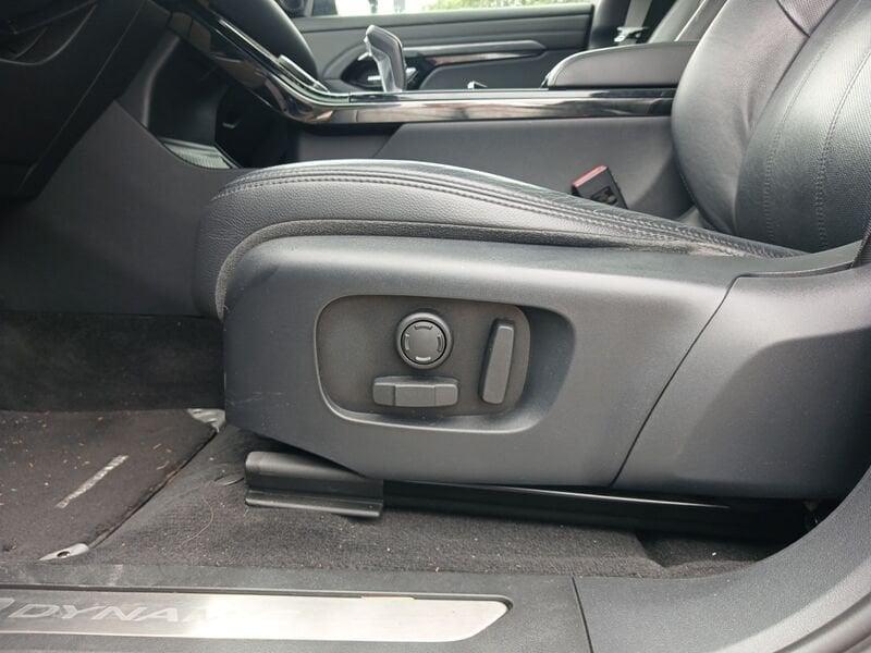 Land Rover Range Rover Evoque 2.0 D150 R-Dynamic S AWD auto