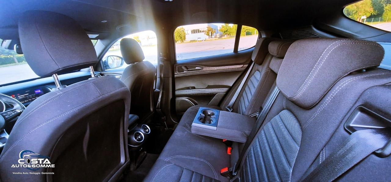 Alfa Romeo Stelvio 2.2 Turbodiesel 190 CV AT8 Q4 Executive