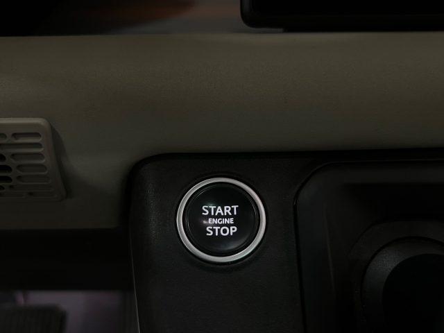 LAND ROVER Defender 110 3.0D I6 200 CV AWD Auto SEda ?599,00