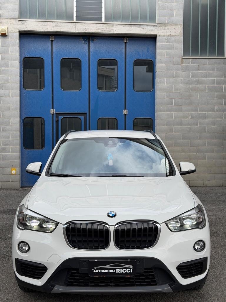 Bmw X1 sDrive18i 140cv