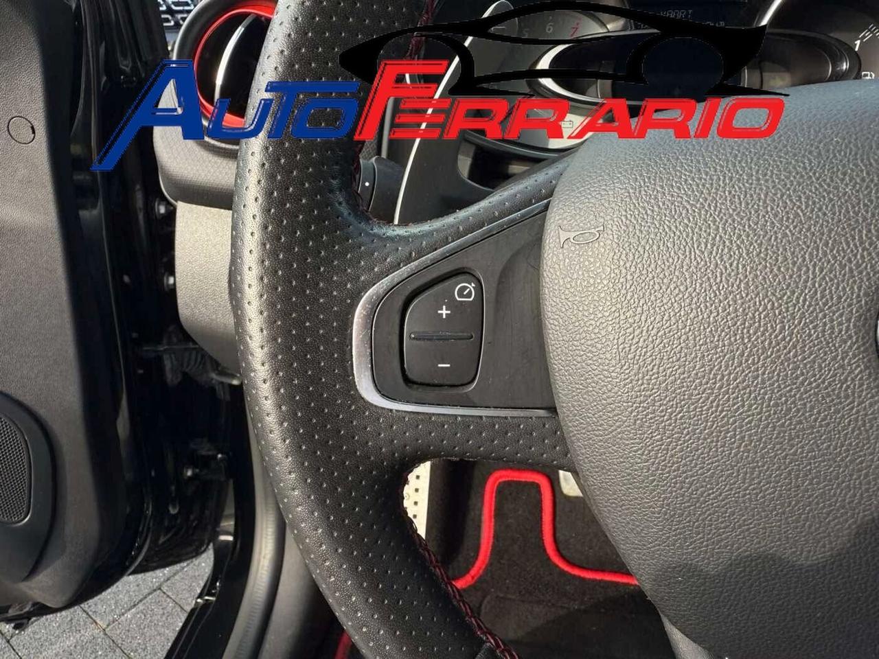 Renault Clio RS TROPHY AKAPRAPOVIC SENS PARK 18" VETRI SCURI SED. RISCALDATI PELLE/TESSUTO IN ARRIVO OPZIOANBILE