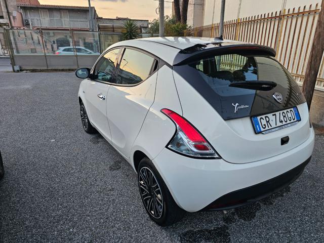 LANCIA Ypsilon 1.0 FireFly 5 porte S&S Hybrid Gold