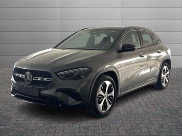 Mercedes-Benz GLA 200 d automatic