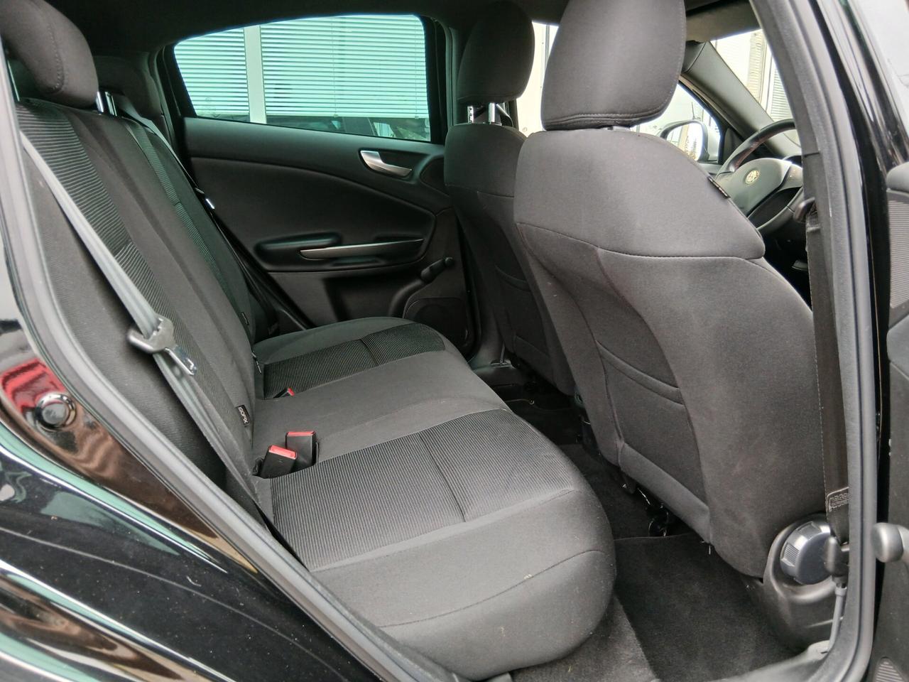 Alfa Romeo Giulietta 1.6 JTDm-2 105 CV Veloce