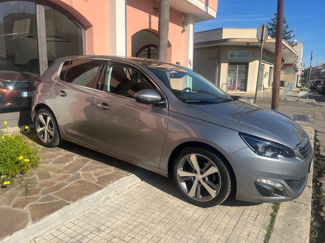 Peugeot 308 PureTech Turbo 130 S&S Allure