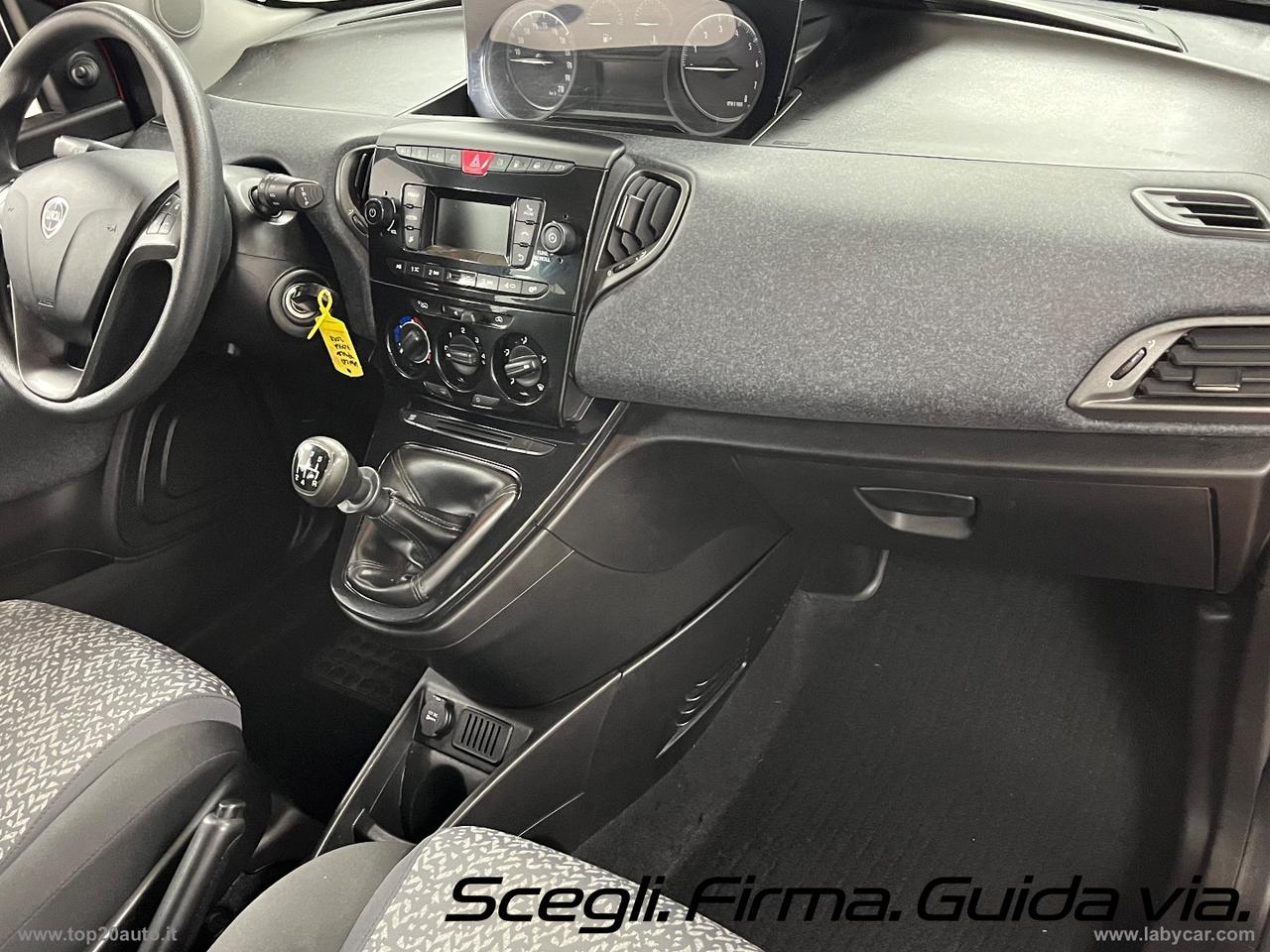 LANCIA Ypsilon 1.2 69 CV 5p. GPL Ecochic ELEFANTINO BLU
